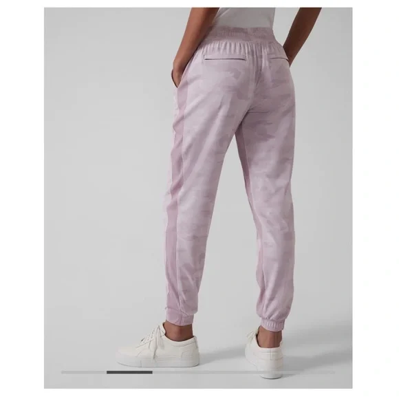 Athleta Brooklyn Camo Lined Jogger - Picture 2 of 8